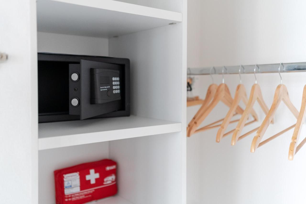Louxory Accomodation Cagliari Apartment Екстериор снимка