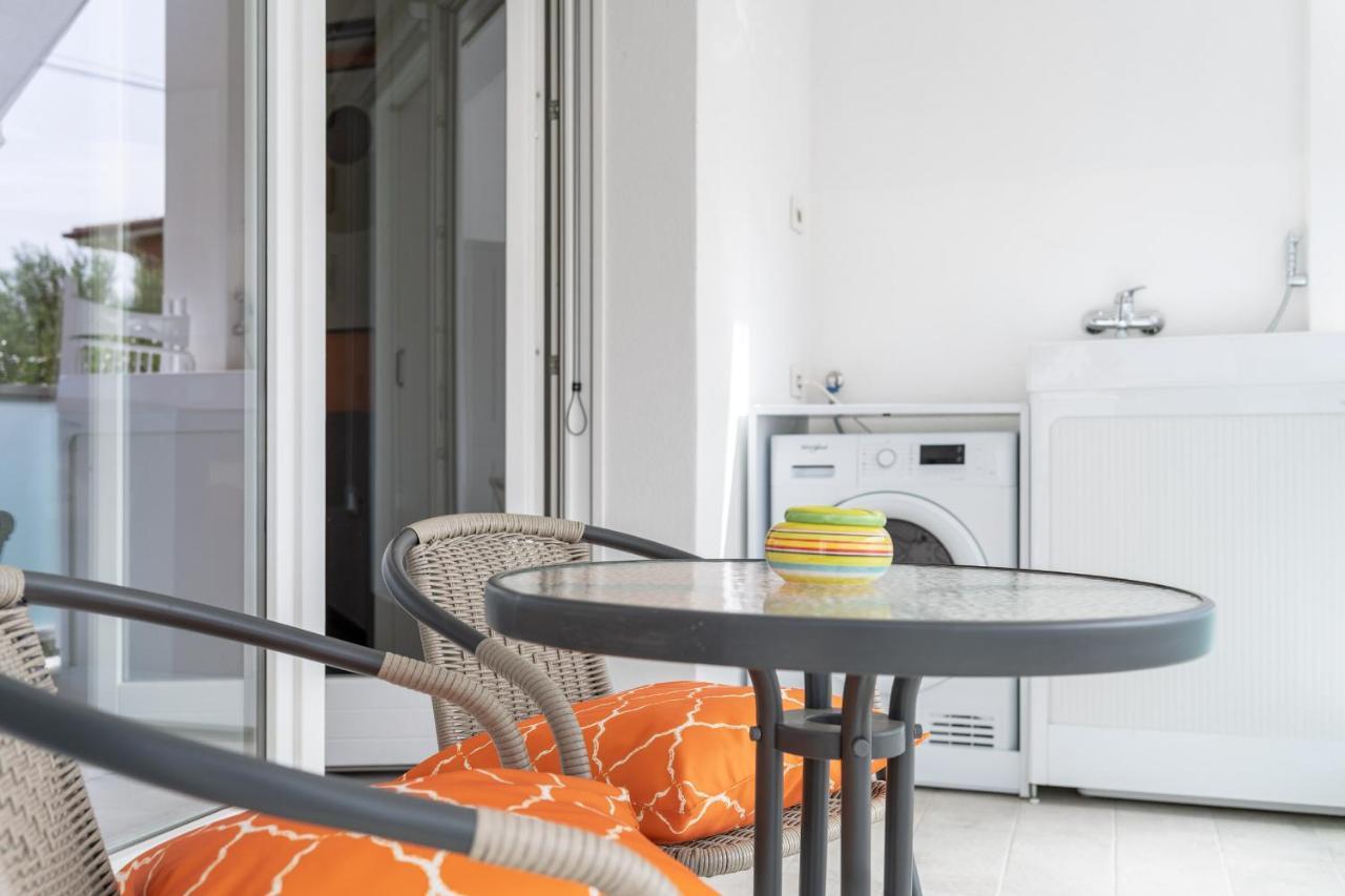 Louxory Accomodation Cagliari Apartment Екстериор снимка