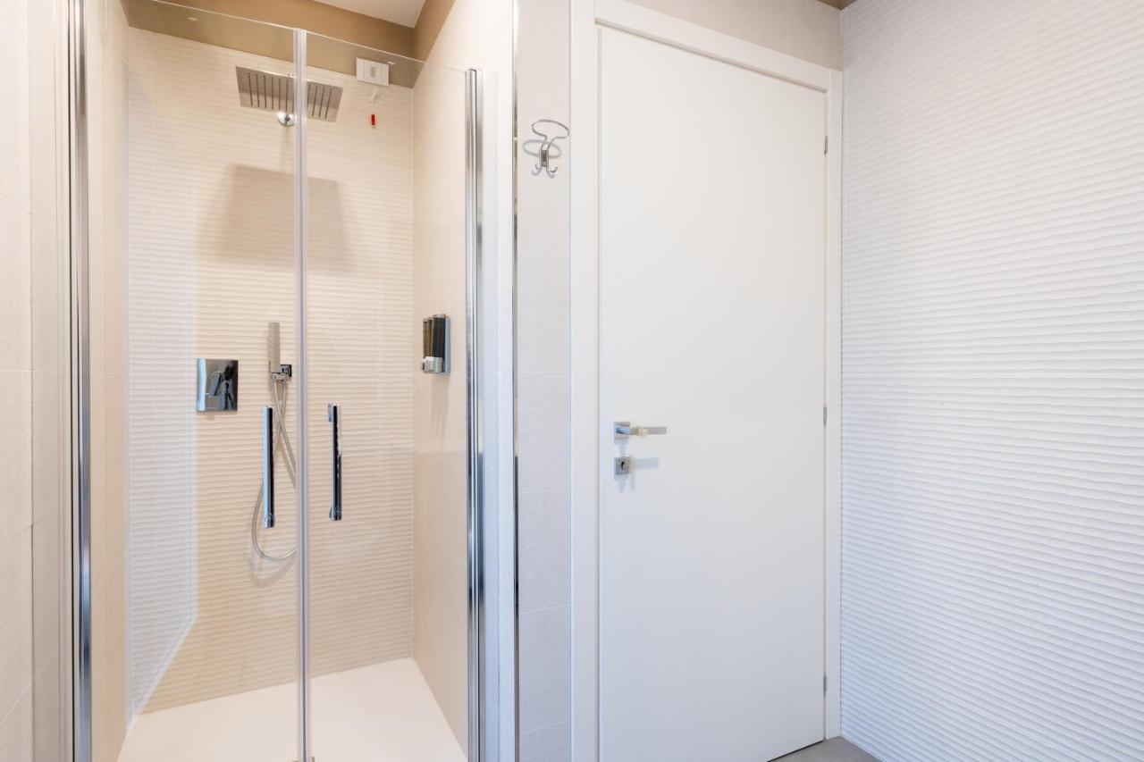 Louxory Accomodation Cagliari Apartment Екстериор снимка